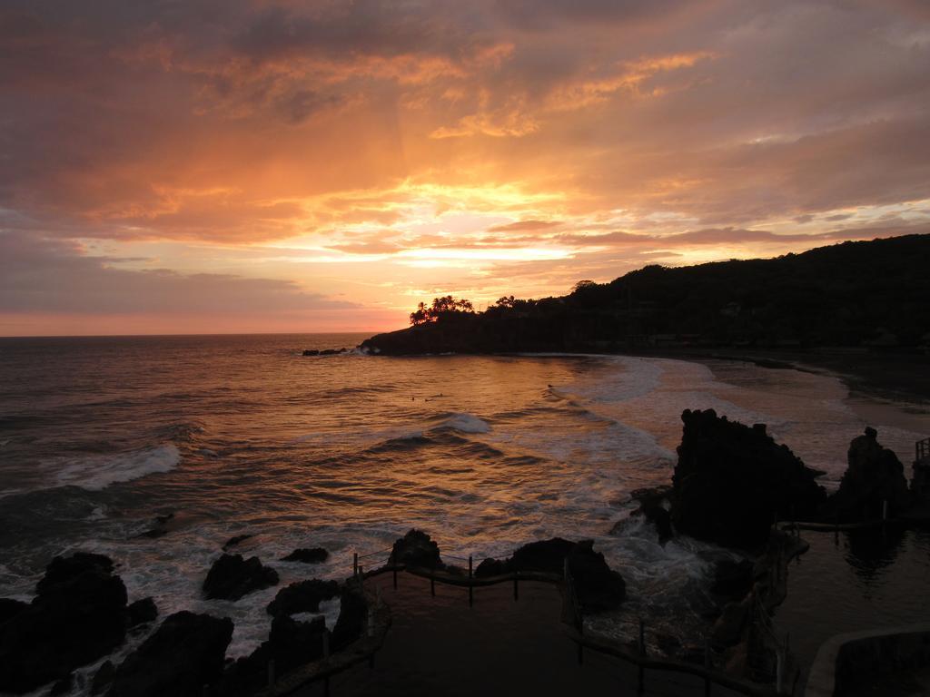 Atami Escape Resort La Libertad Buitenkant foto